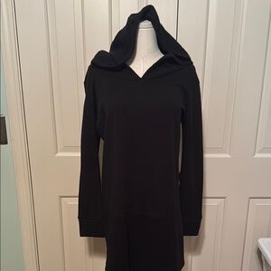 Black Hooded Long Sleeve Tunic